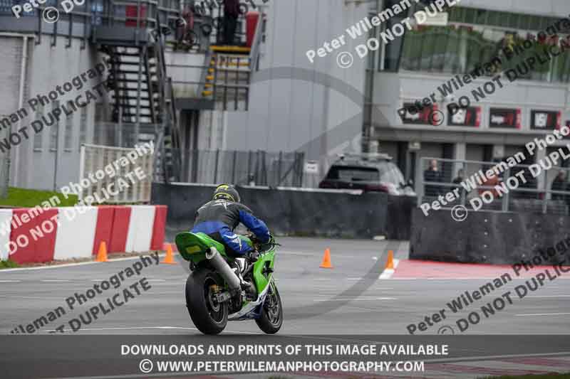 donington no limits trackday;donington park photographs;donington trackday photographs;no limits trackdays;peter wileman photography;trackday digital images;trackday photos
